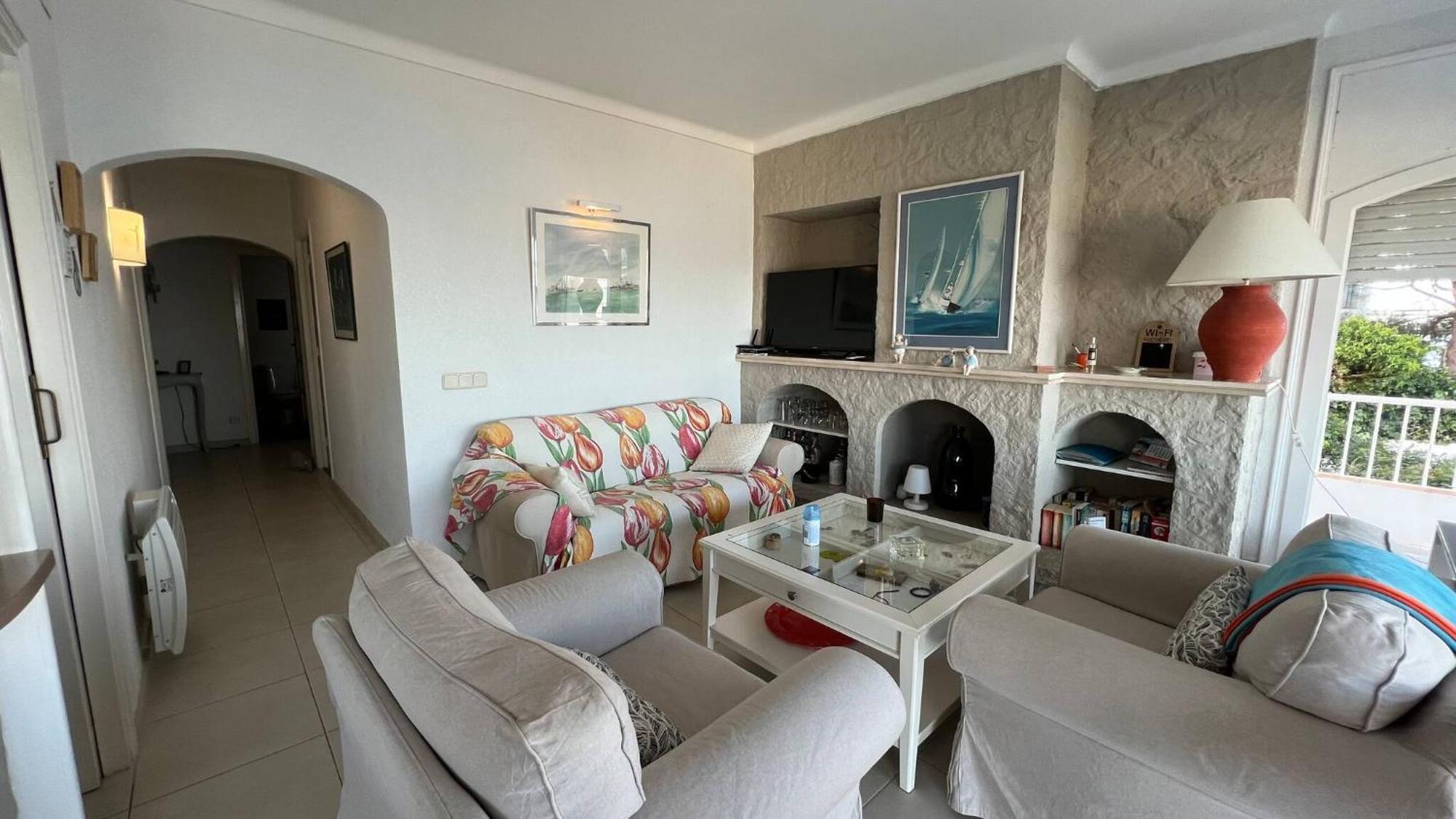 Apartamento Casa Linda Con Vistas Espectaculares Росес Екстериор снимка